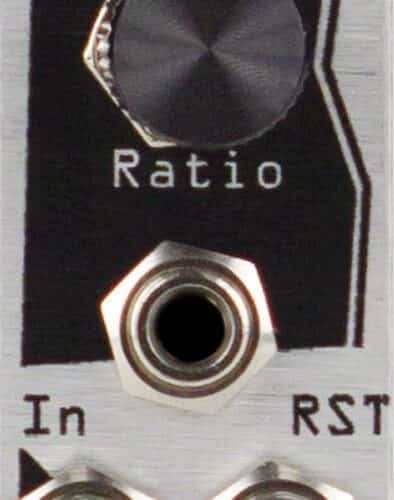 Noise Engineering Fractio Solum Eurorack Clock Divider Module (Silver)