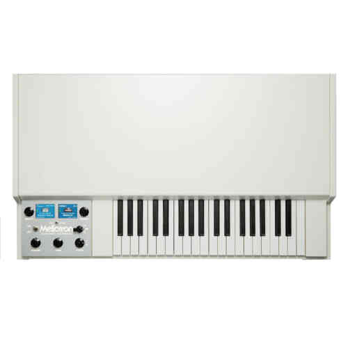 Mellotron M4000D Digital Synthesizer (White)