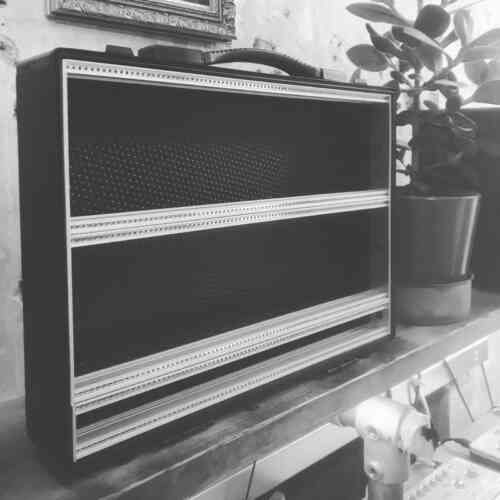 Damaru Eurorack Modular Travel Case (7U 84hp Powered – 1U Middle)